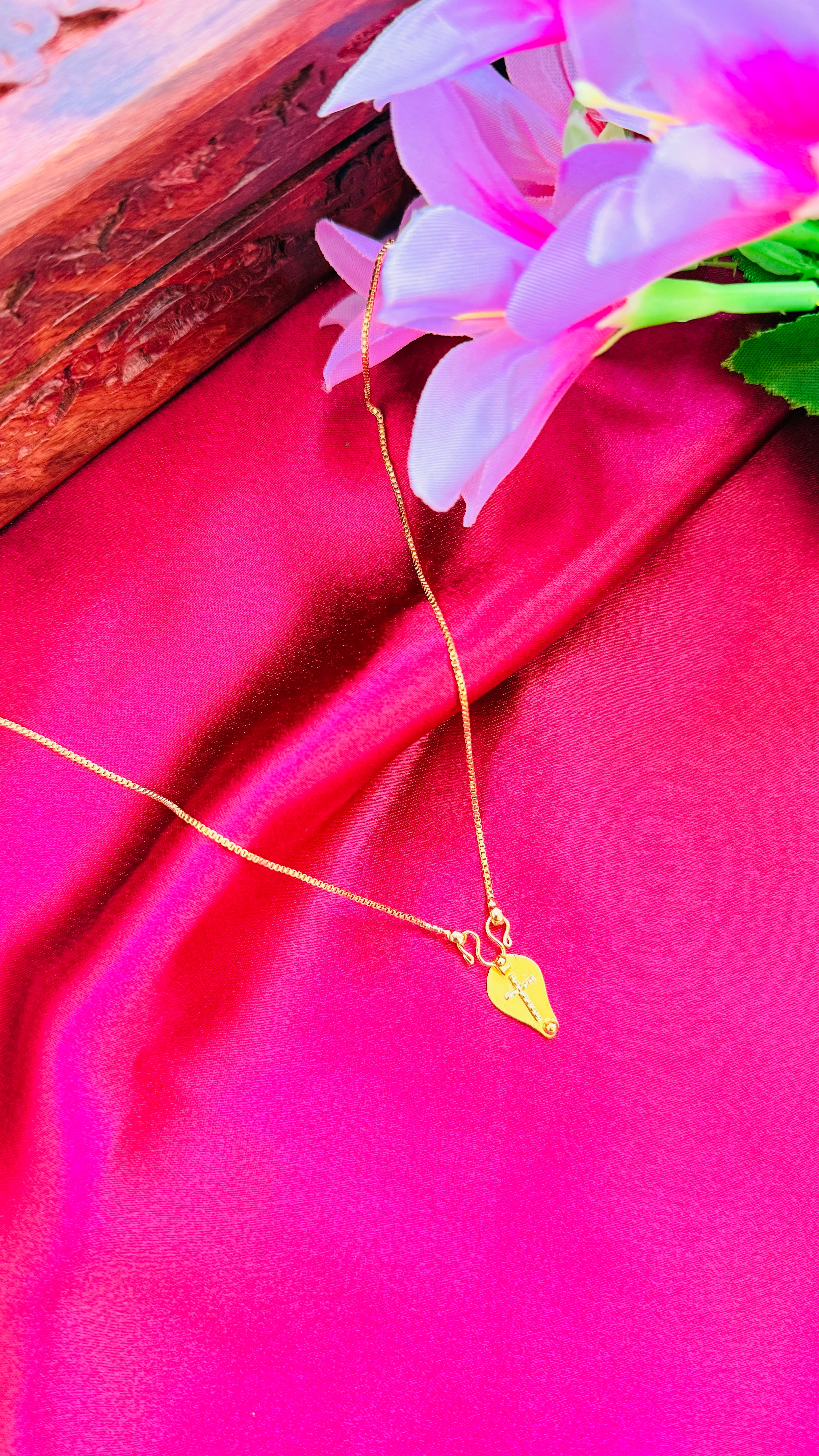 Gold Plated Christian Thali with Box Chain RJ254