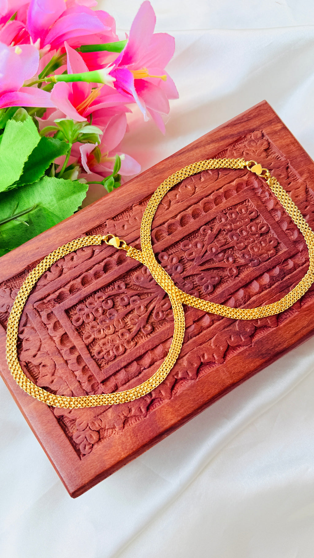 Urvasi Thick Gold Plated Anklets RJ370