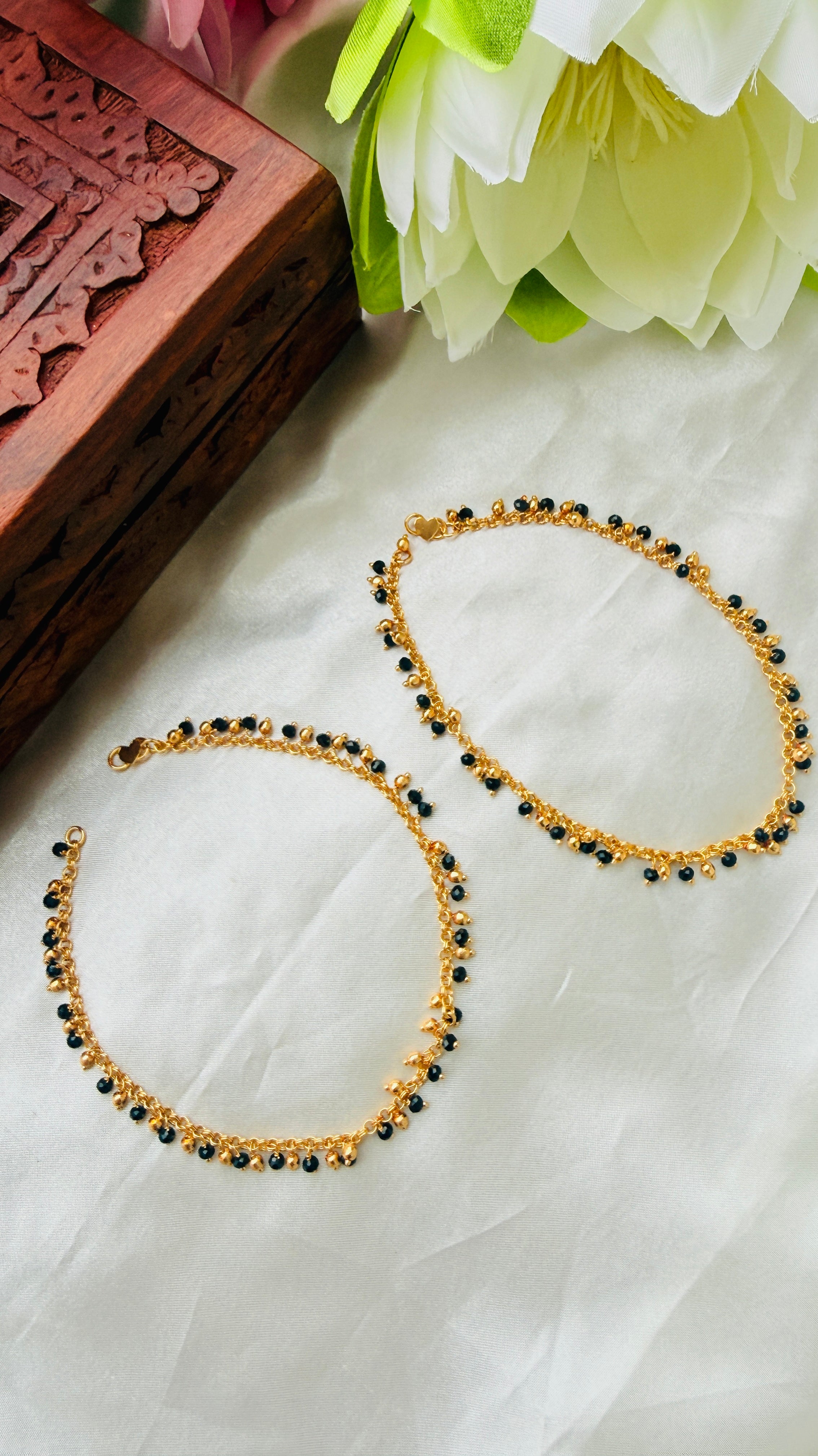 Karimani Chilanka Gold Plated Anklets RJ400