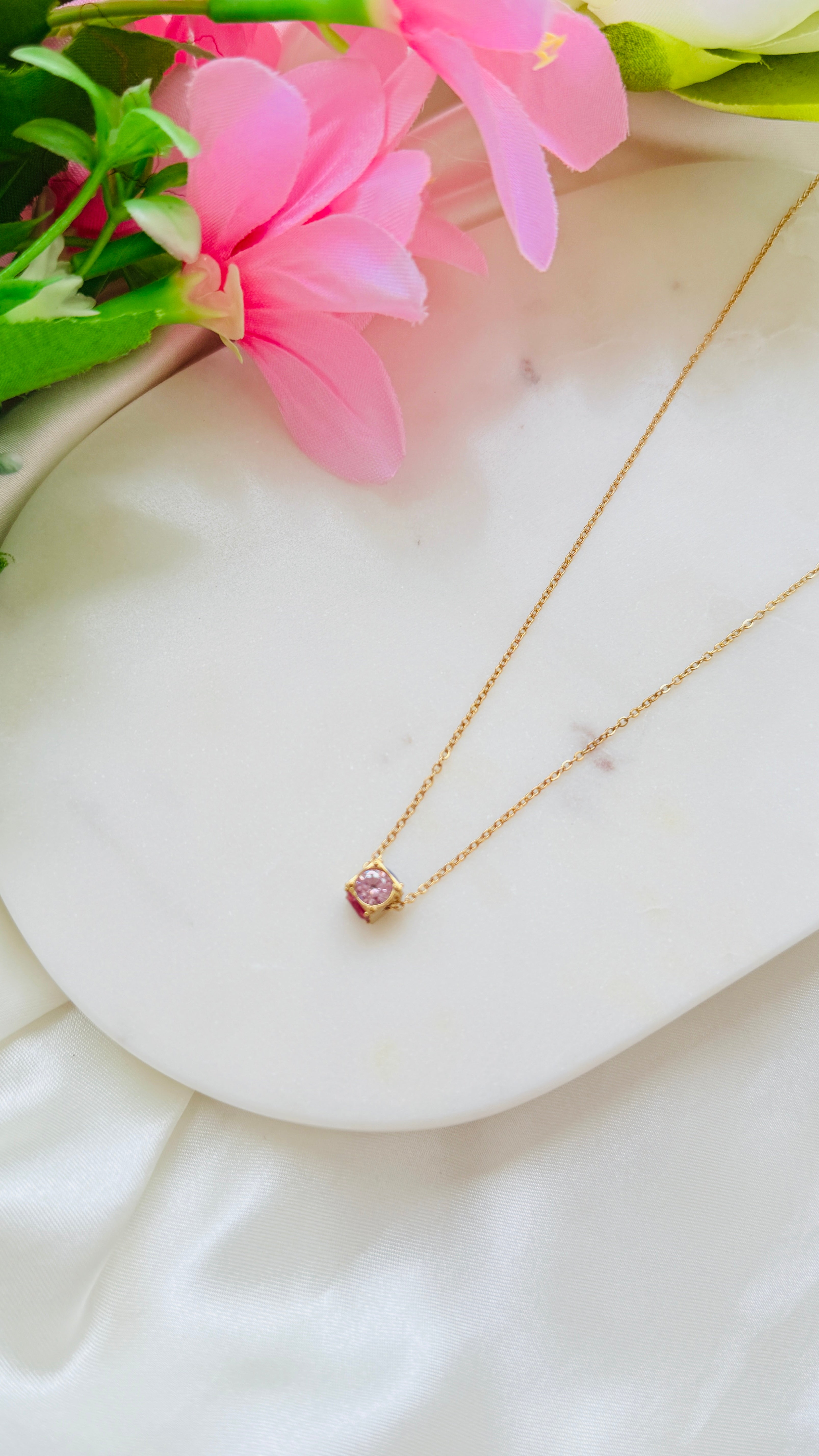 Multi Square Charm Antitarnish Neckchain RJ205