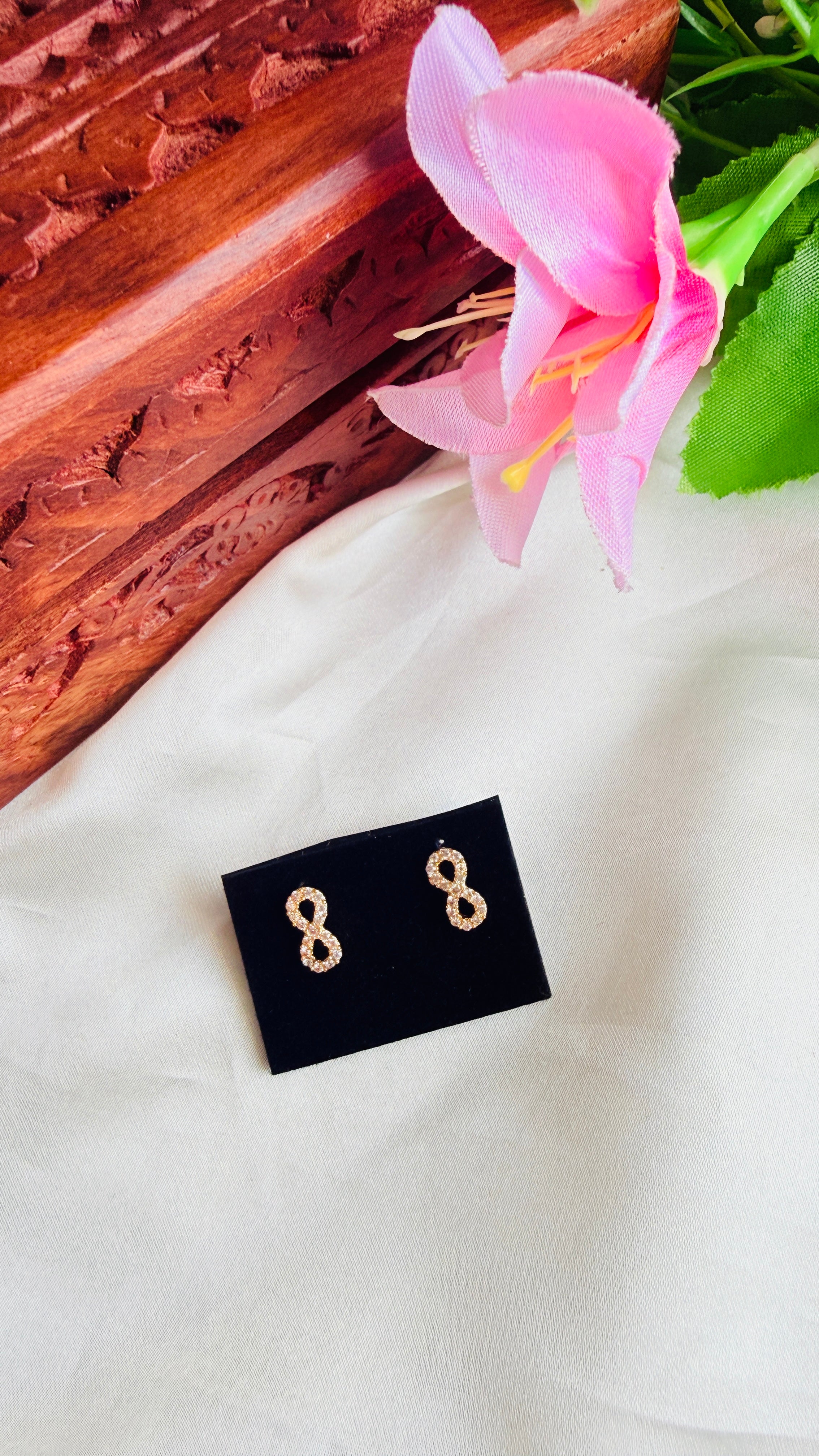 Gold Plated Infinity Nosepins/Stud RJ368 White