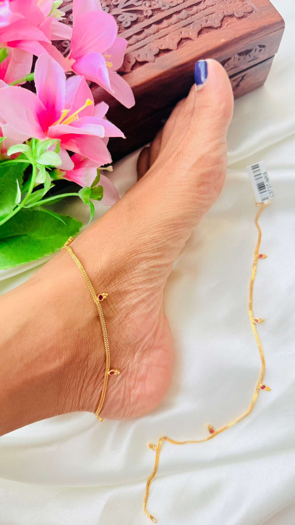 Kushboo Gold Plated Anklets RJ371