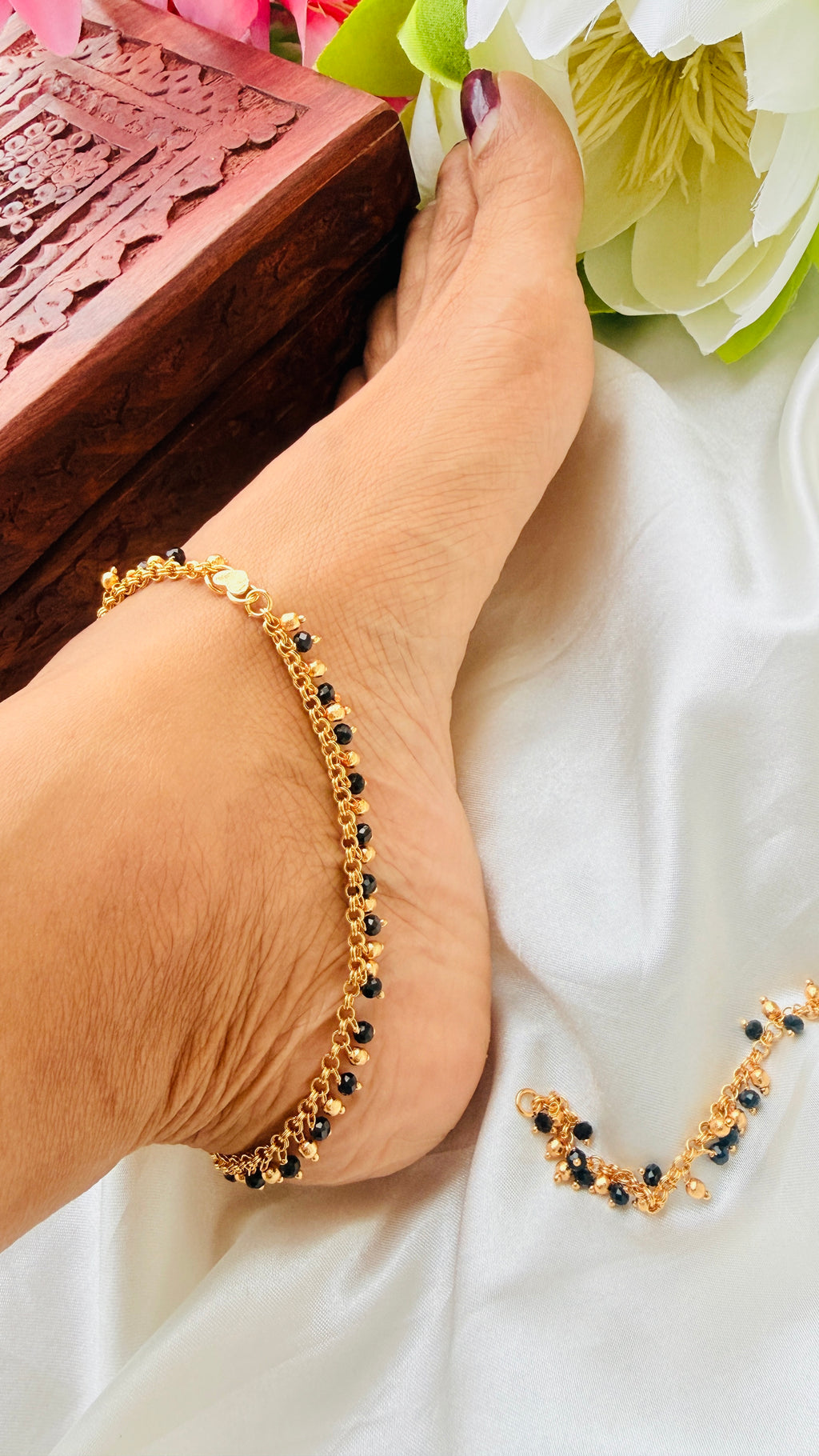 Karimani Chilanka Gold Plated Anklets RJ400