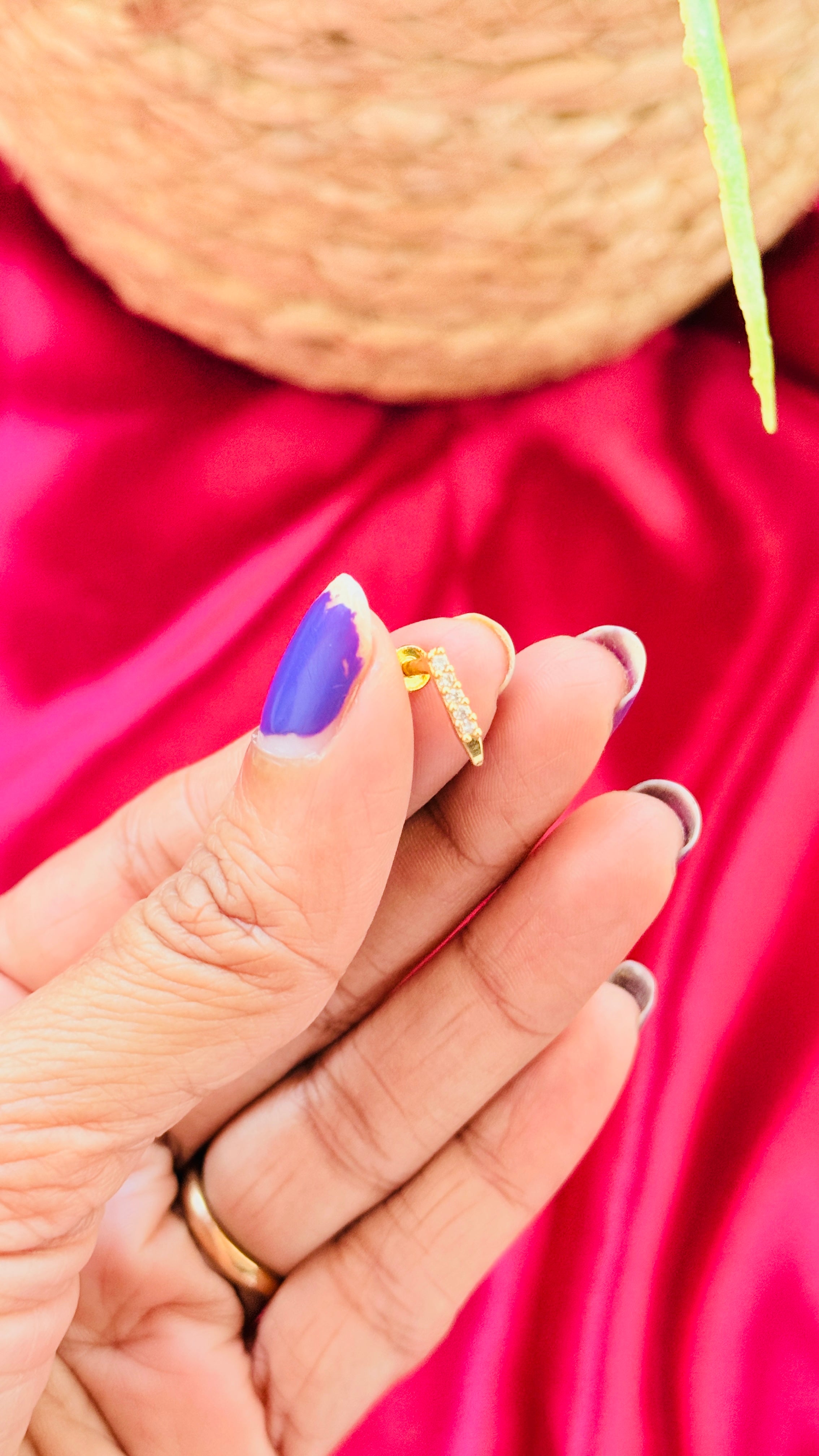 Gold Plated J Nosepins/Stud RJ253 White