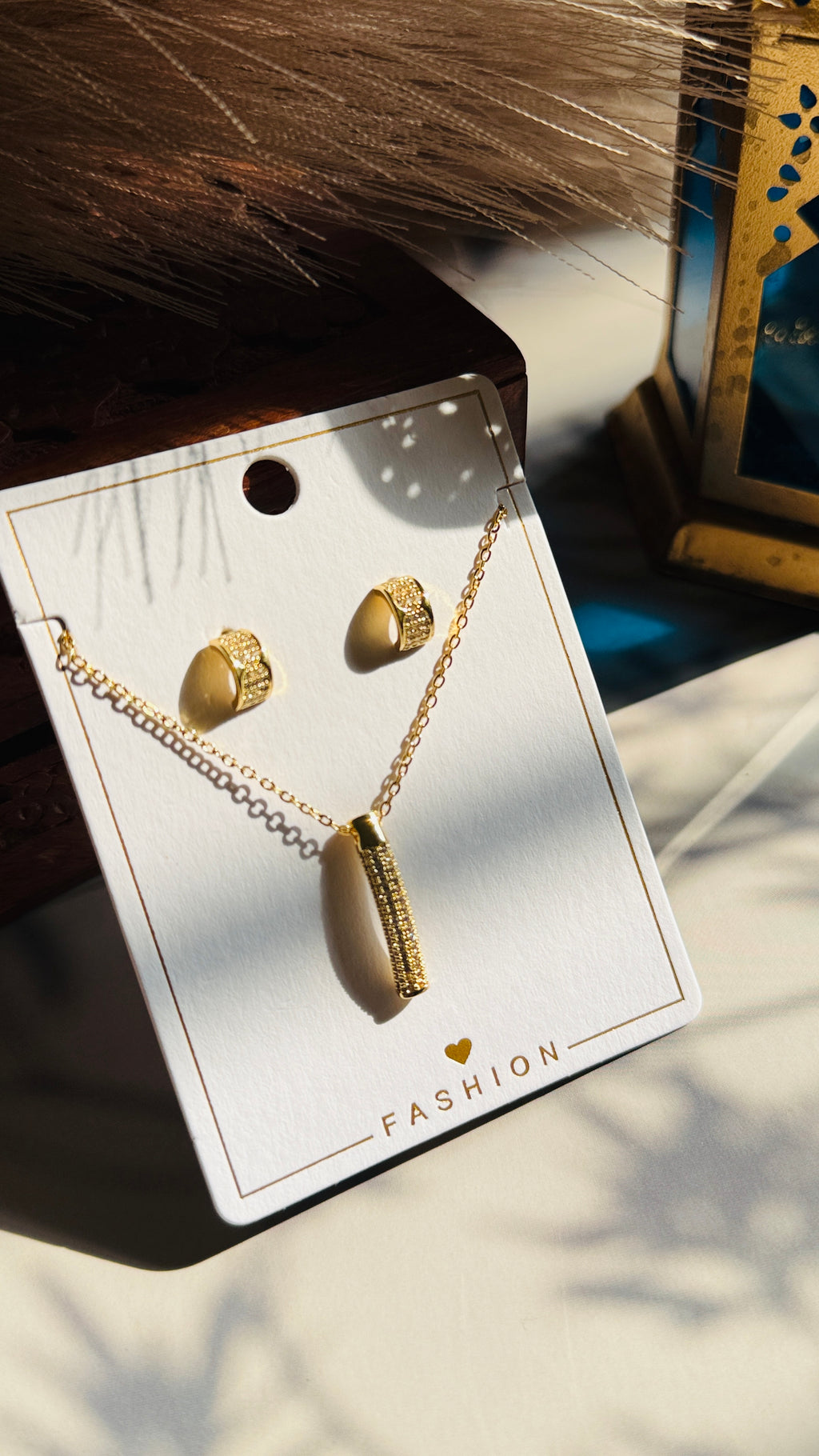 Aura Sparkle Antitarnish Necklace Set RJ309