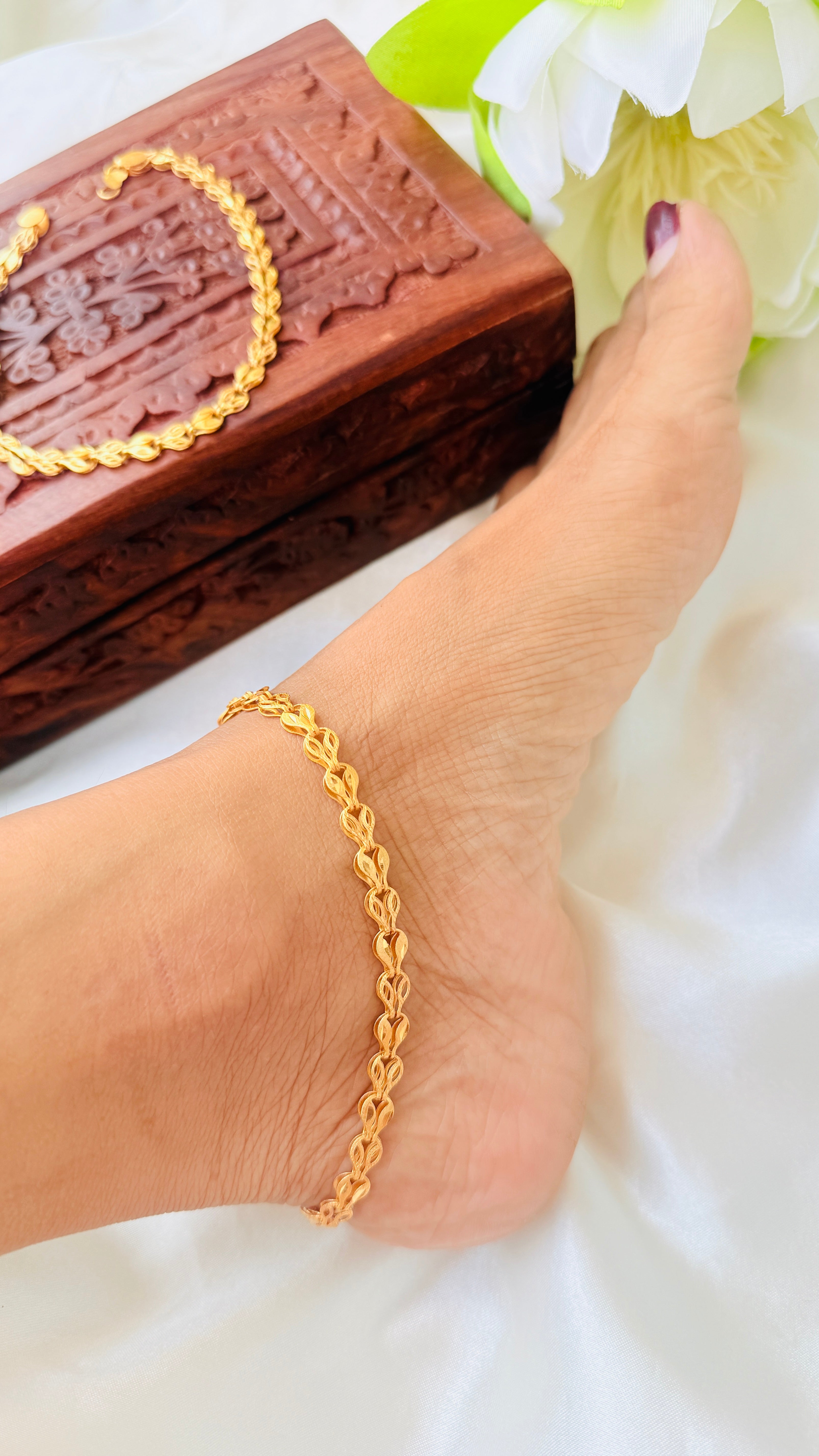 Ela Matte Finished Gold Plated Anklets RJ402