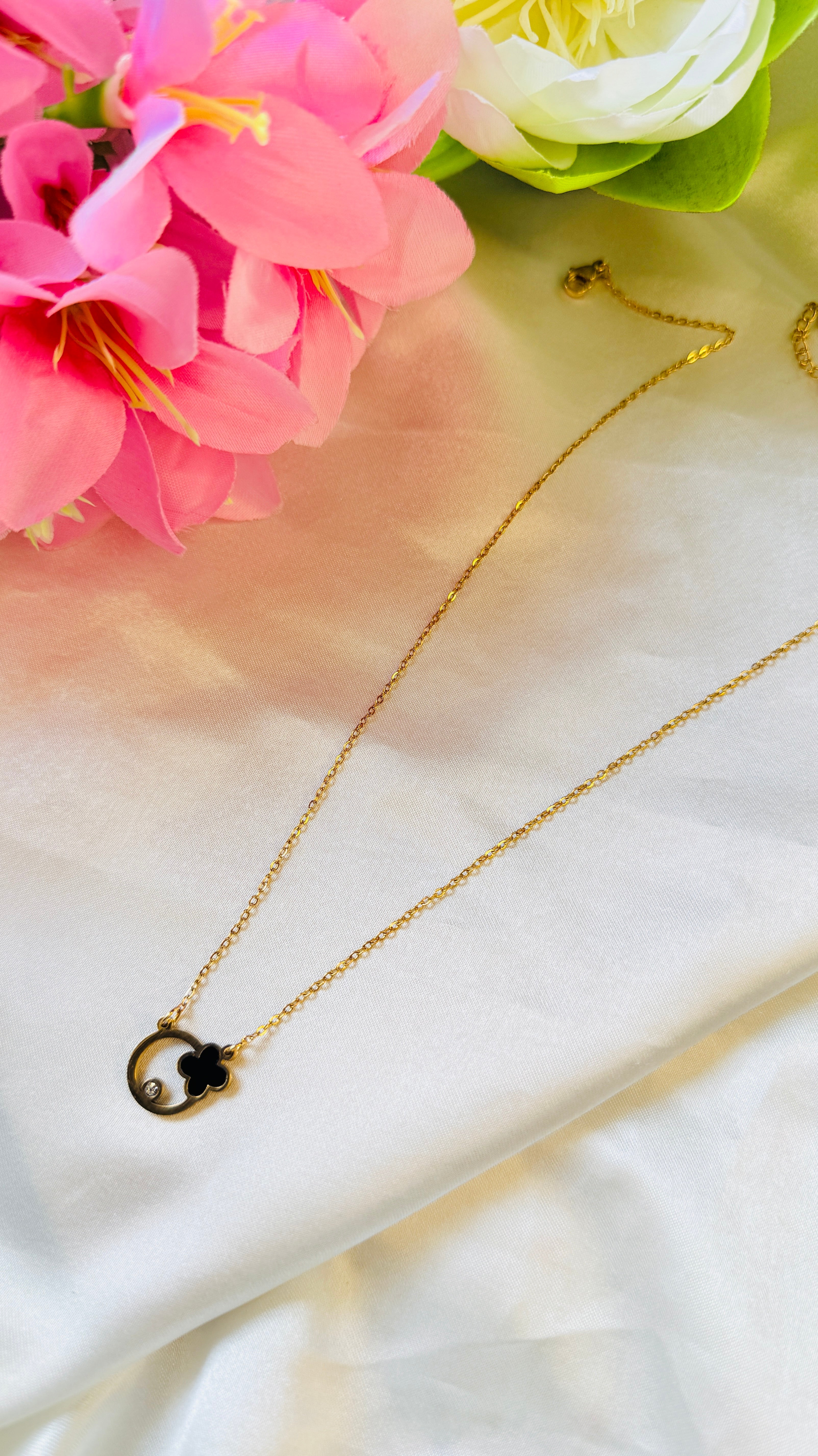 Black Lady Anti tarnish stainless steel neck Chain RJ139