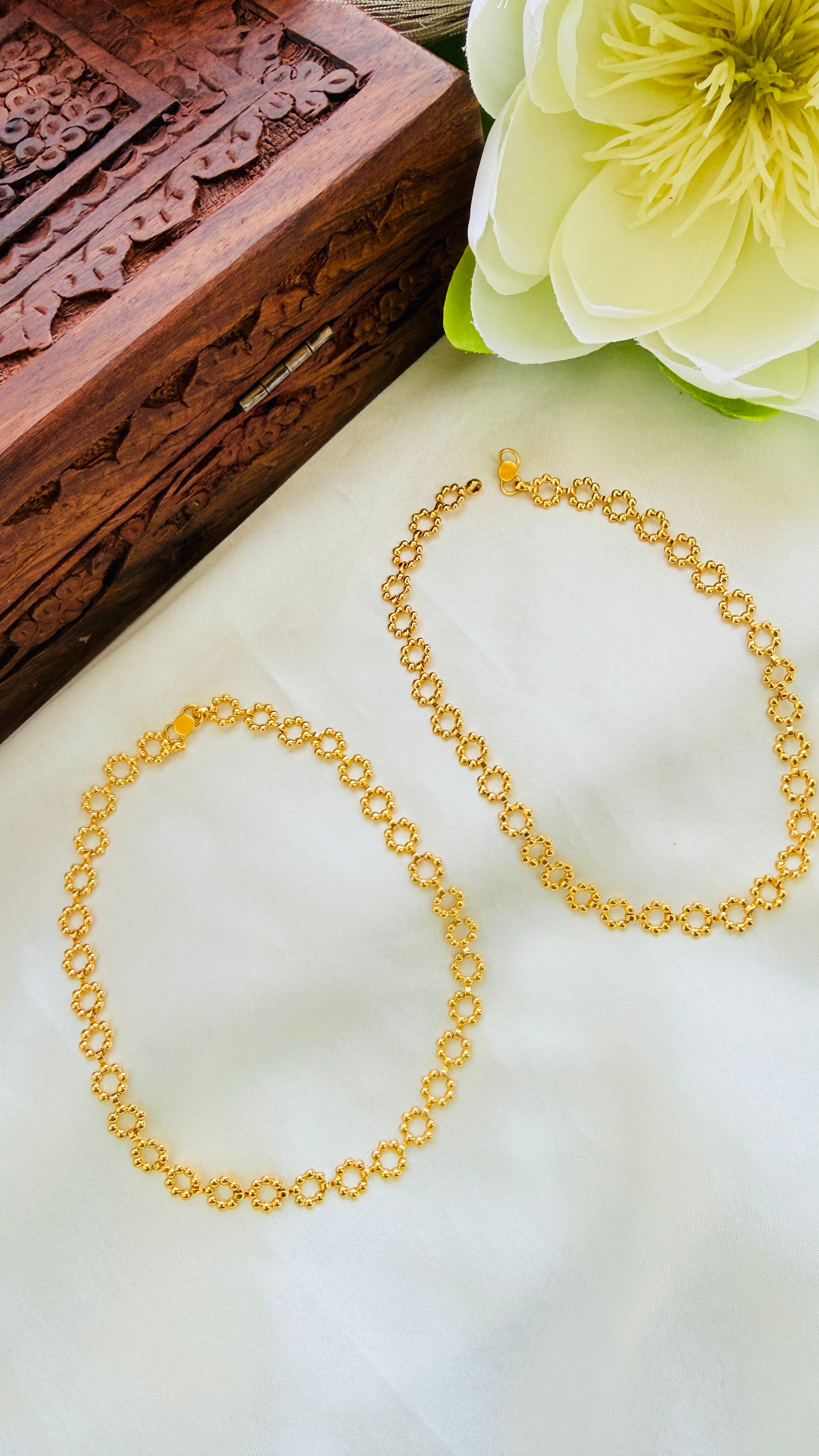 Daisy Gold Plated Anklets RJ312