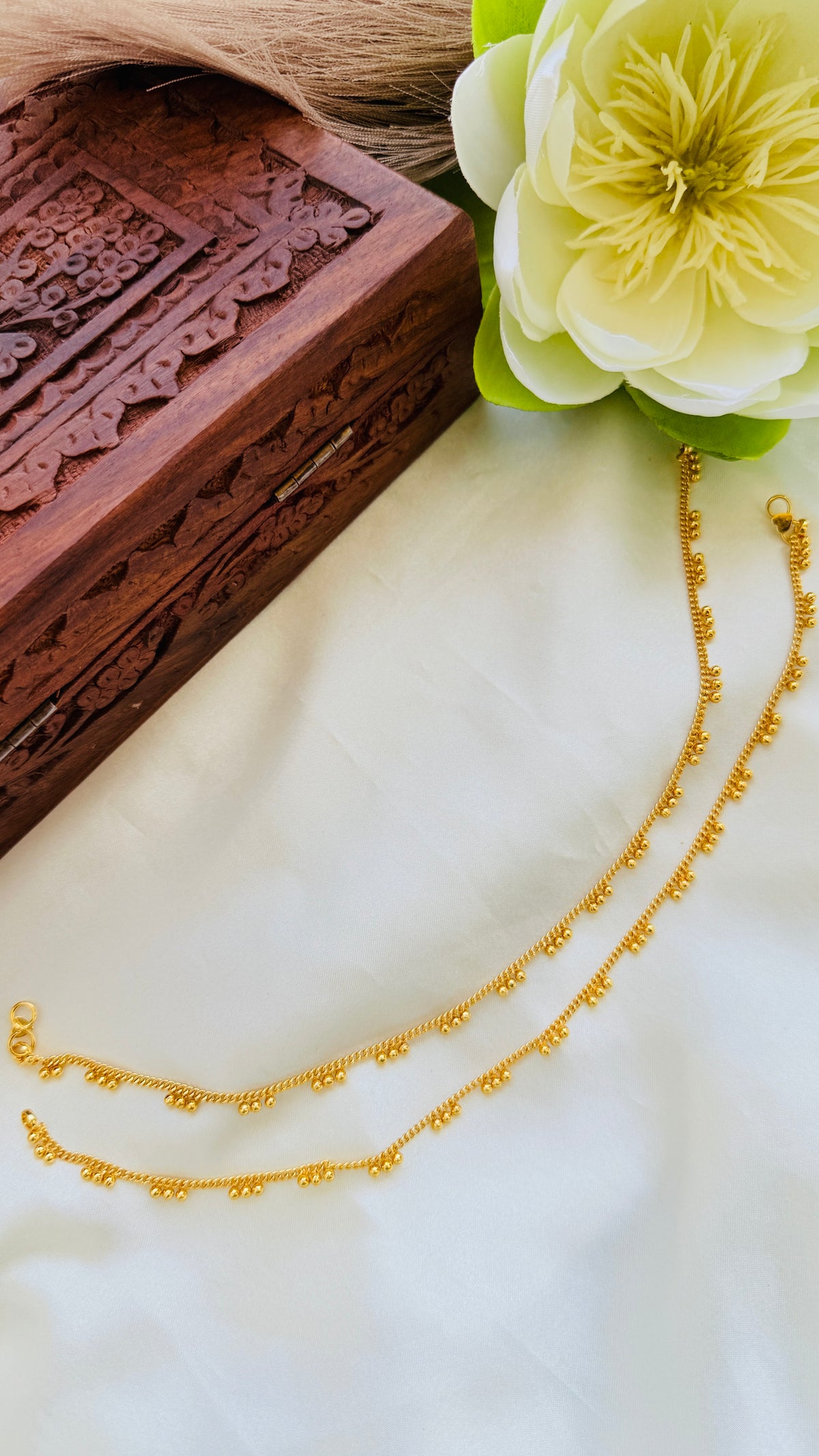 Gap Mutharinjal Gold Plated Anklets RJ311
