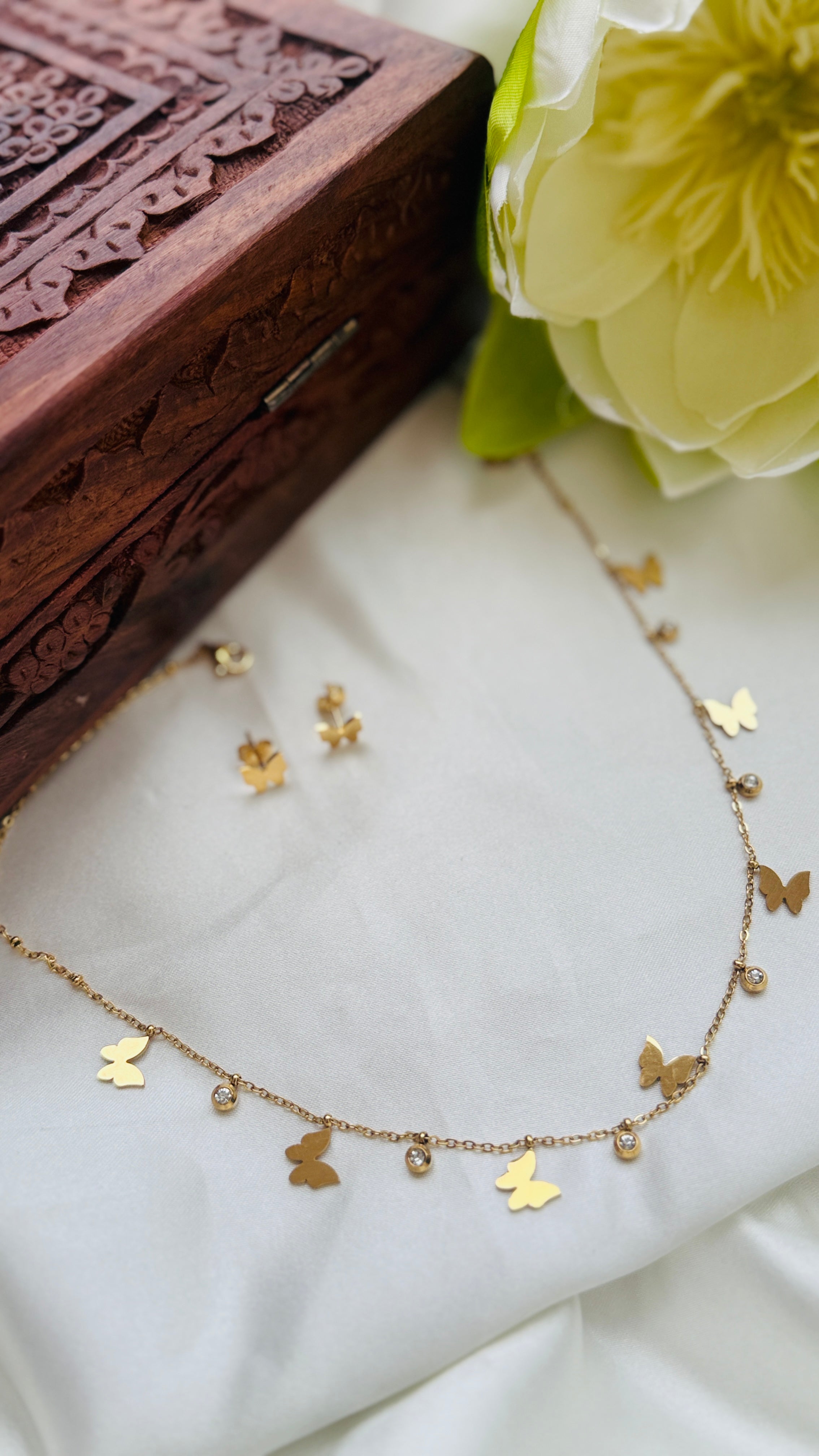 Butterfly Glow Anti Tarnish Stainless Steel Necklace Set RJ328