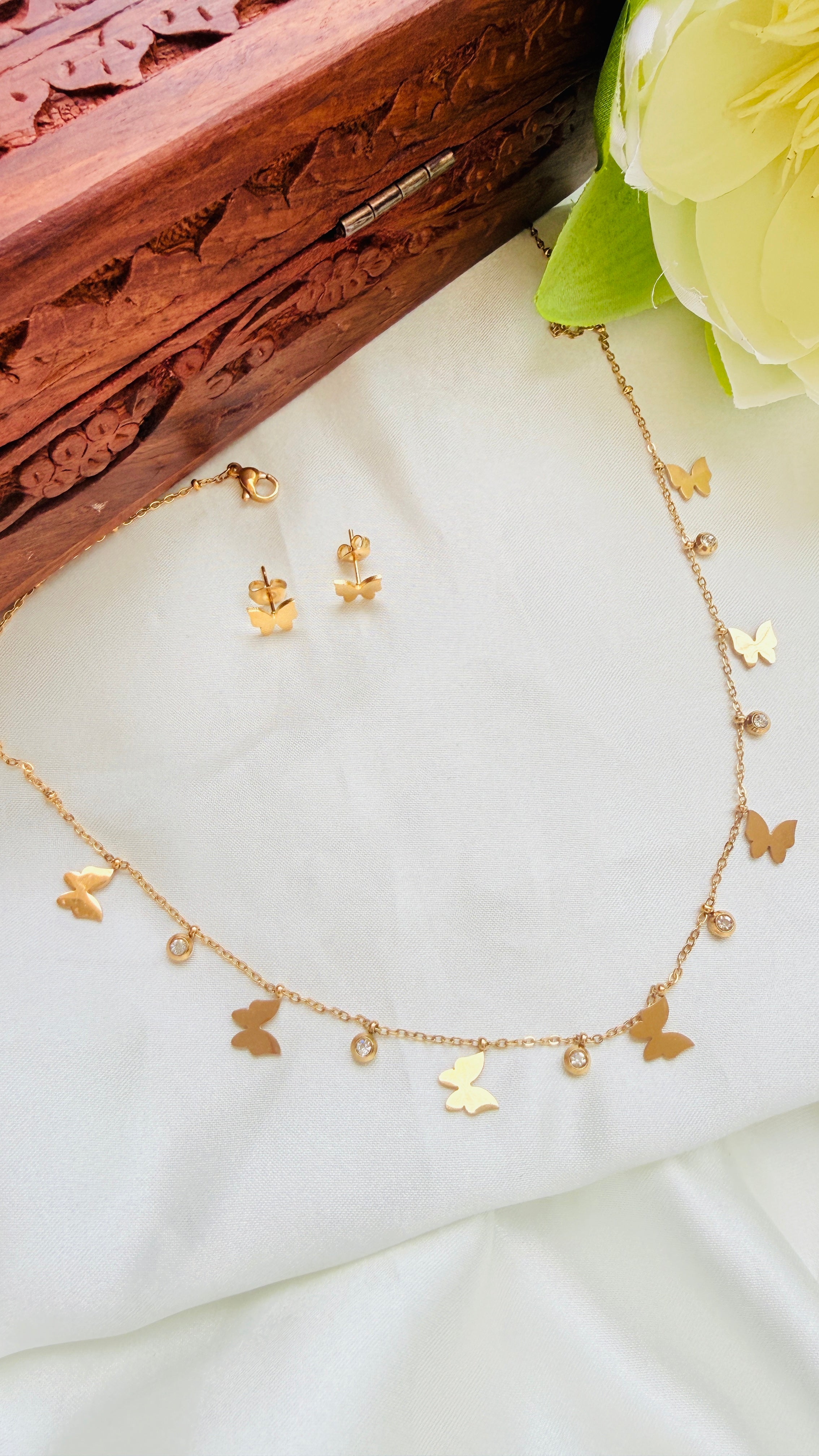 Butterfly Glow Anti Tarnish Stainless Steel Necklace Set RJ328