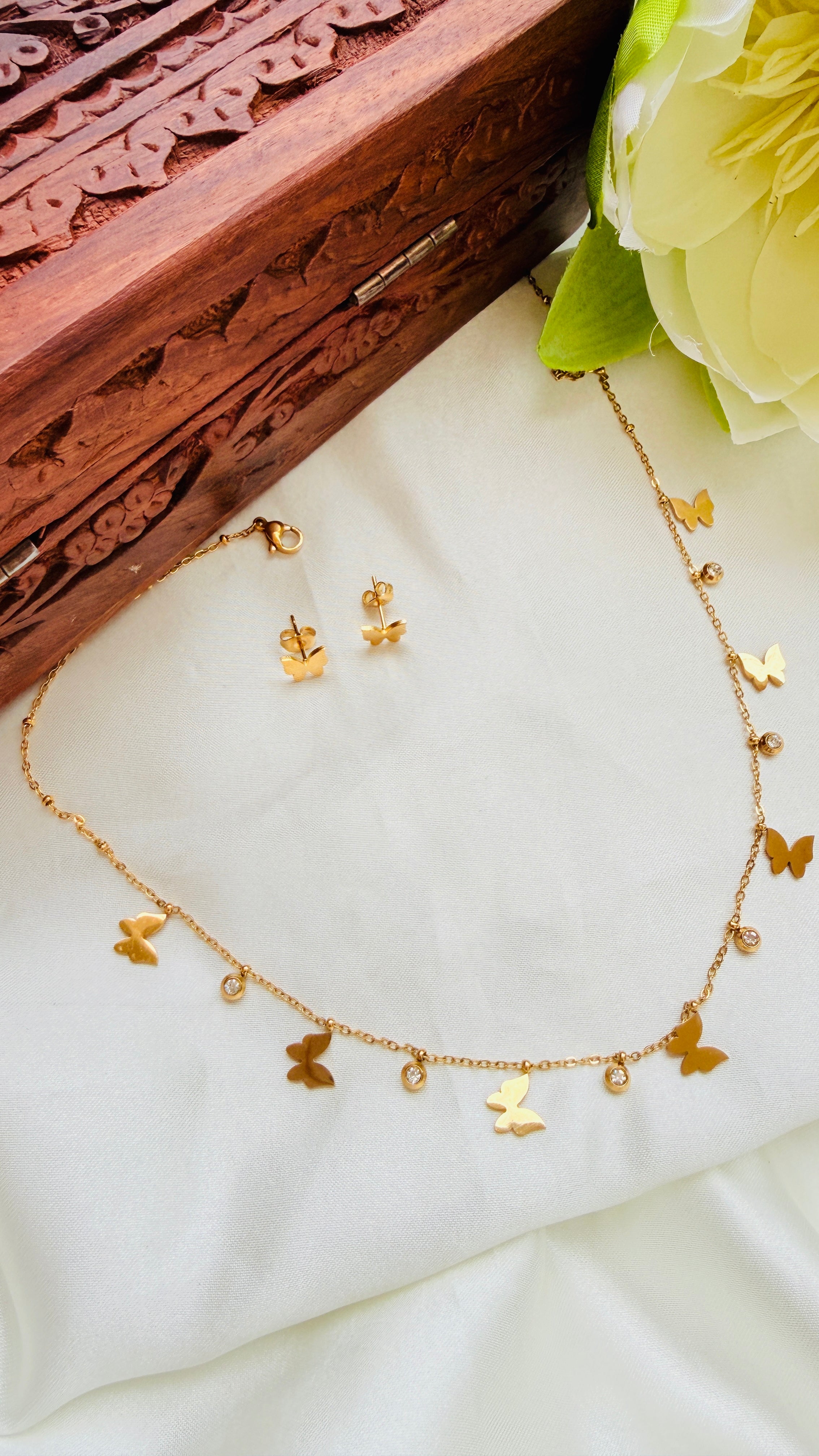 Butterfly Glow Anti Tarnish Stainless Steel Necklace Set RJ328