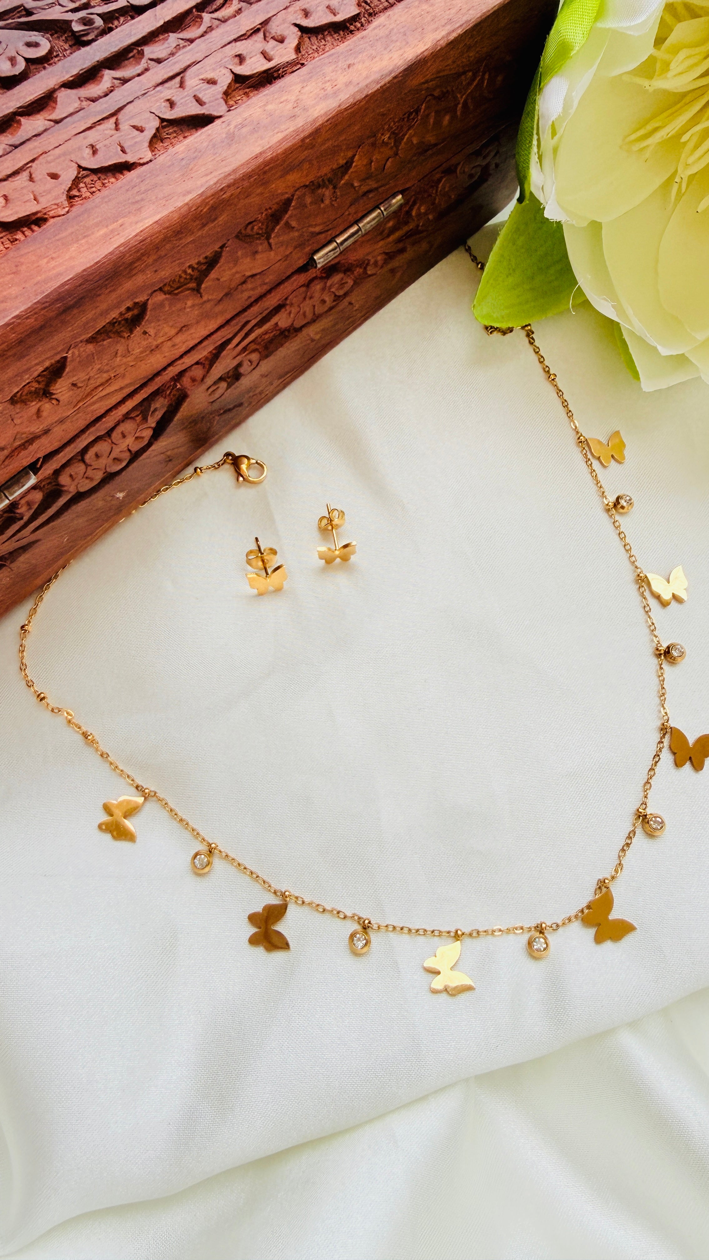 Butterfly Glow Anti Tarnish Stainless Steel Necklace Set RJ328