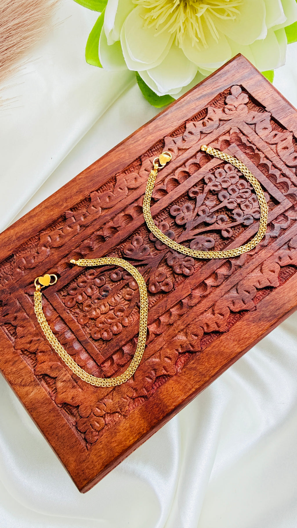 Urvasi Anklets For Kids Gold Plated RJ341