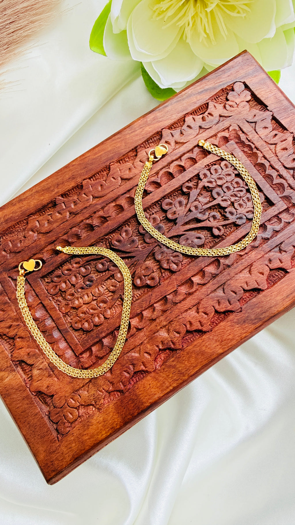 Urvasi Anklets For Kids Gold Plated RJ341