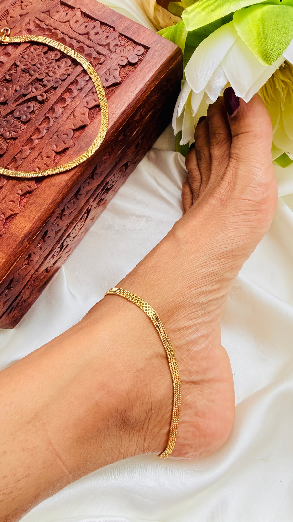 Kasavu Gold Plated Anklets RJ343