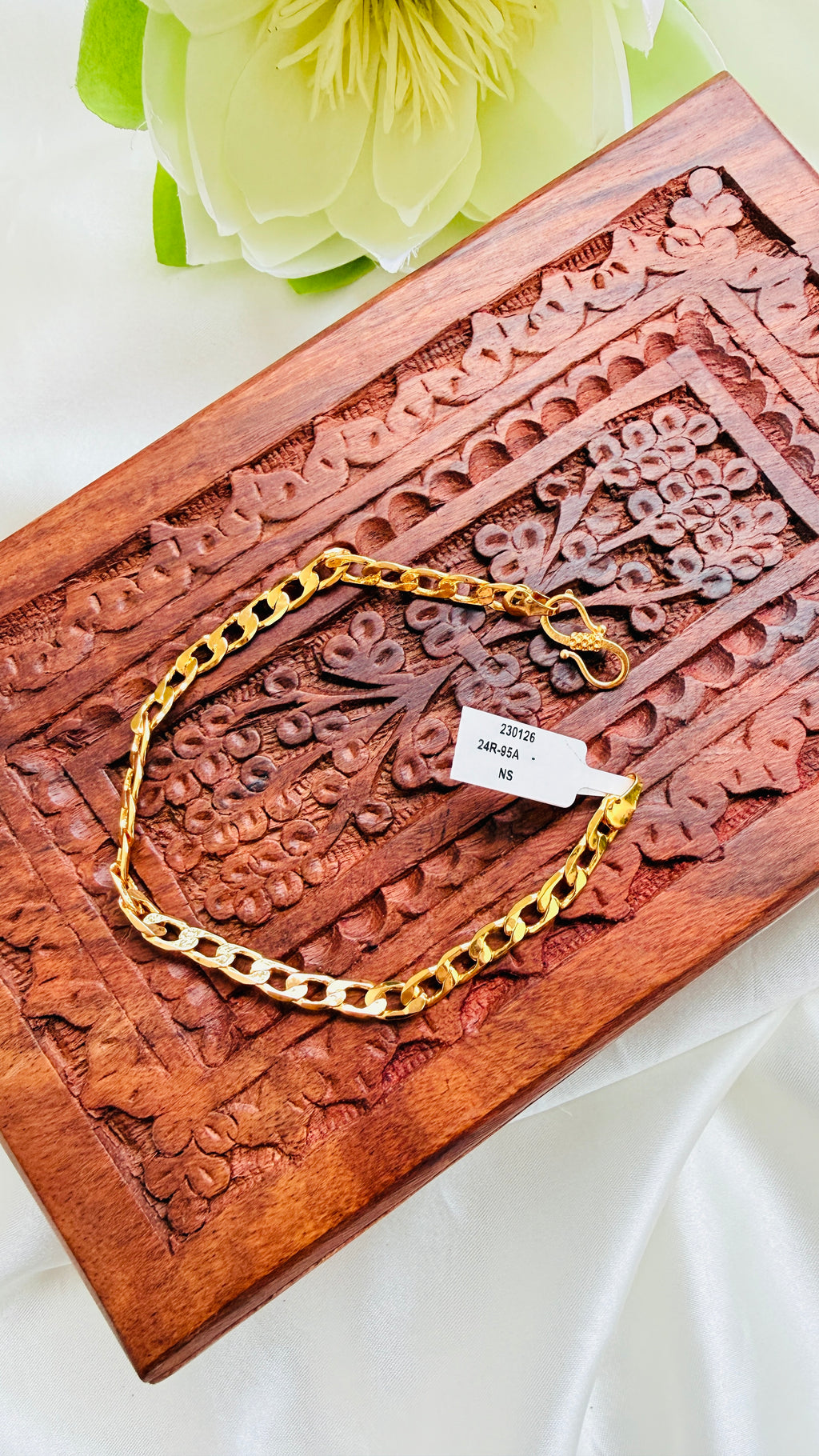Sachin Thin Loop Gold Plated Bracelets RJ346
