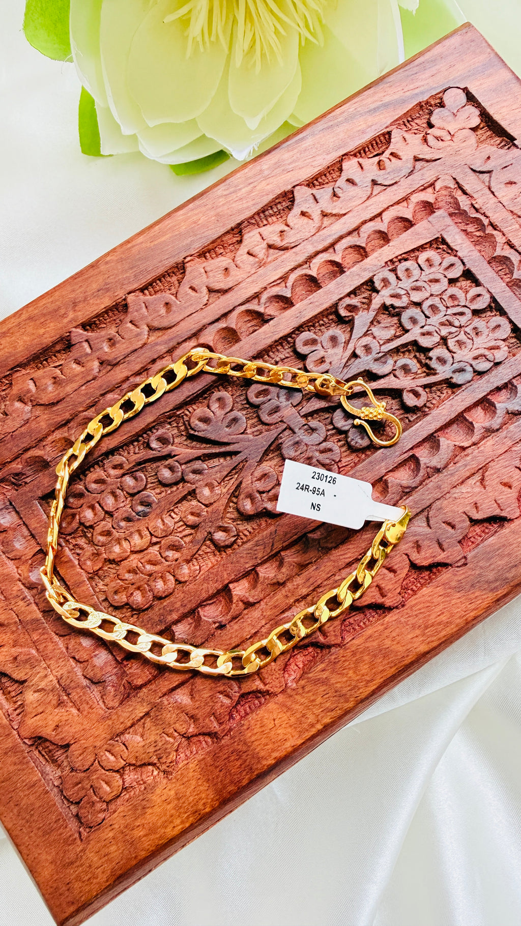 Sachin Thin Loop Gold Plated Bracelets RJ346