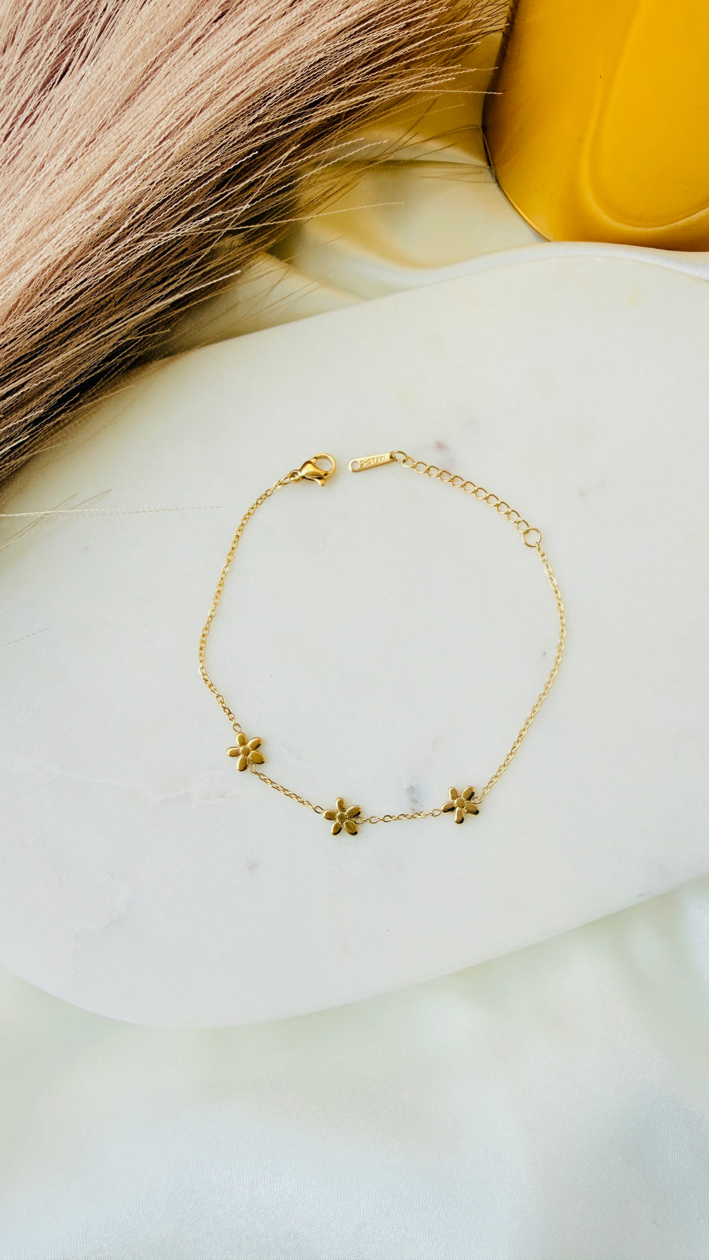 Three roses Anti tarnish Bracelet RJ363