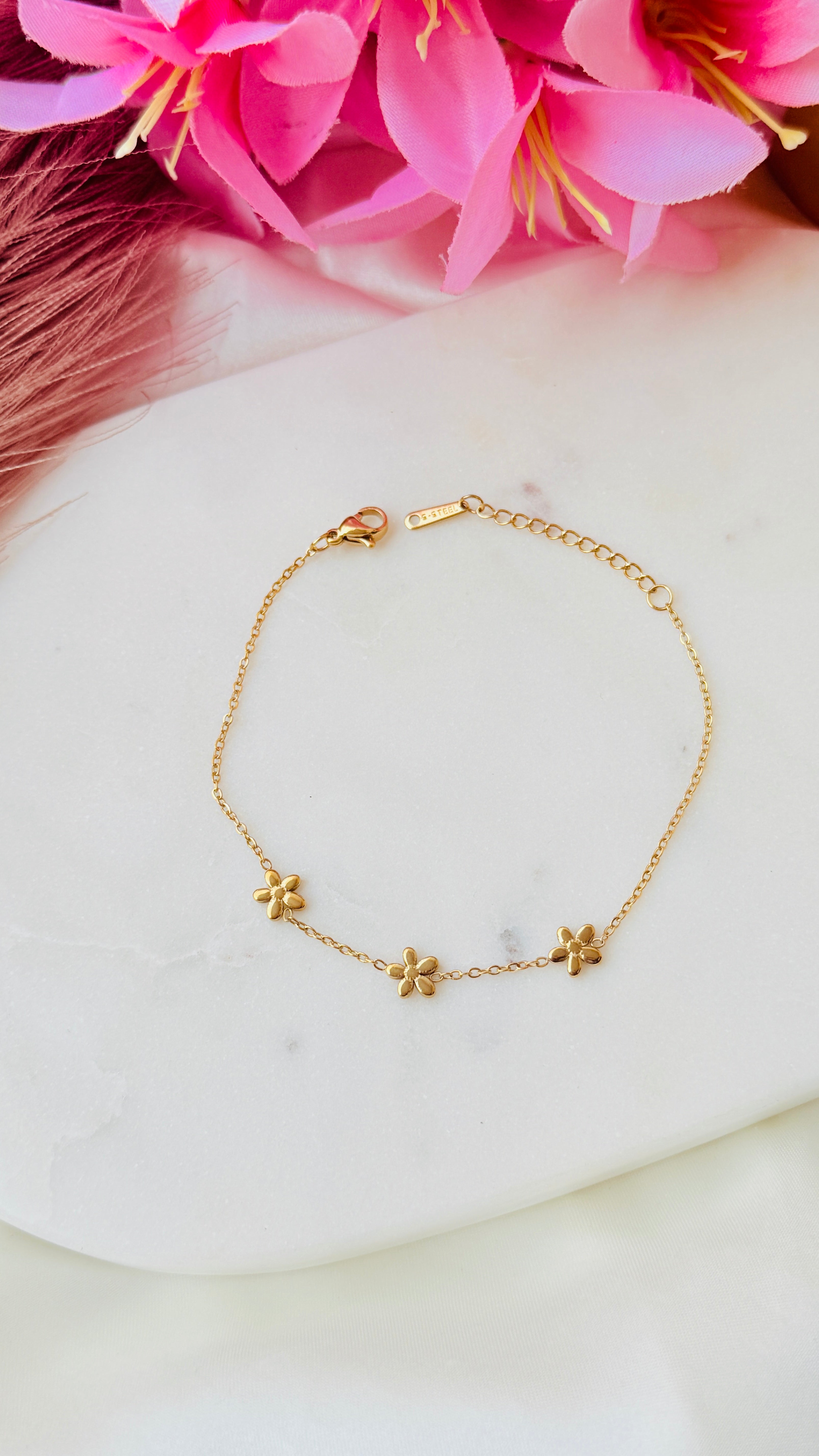 Three roses Anti tarnish Bracelet RJ363