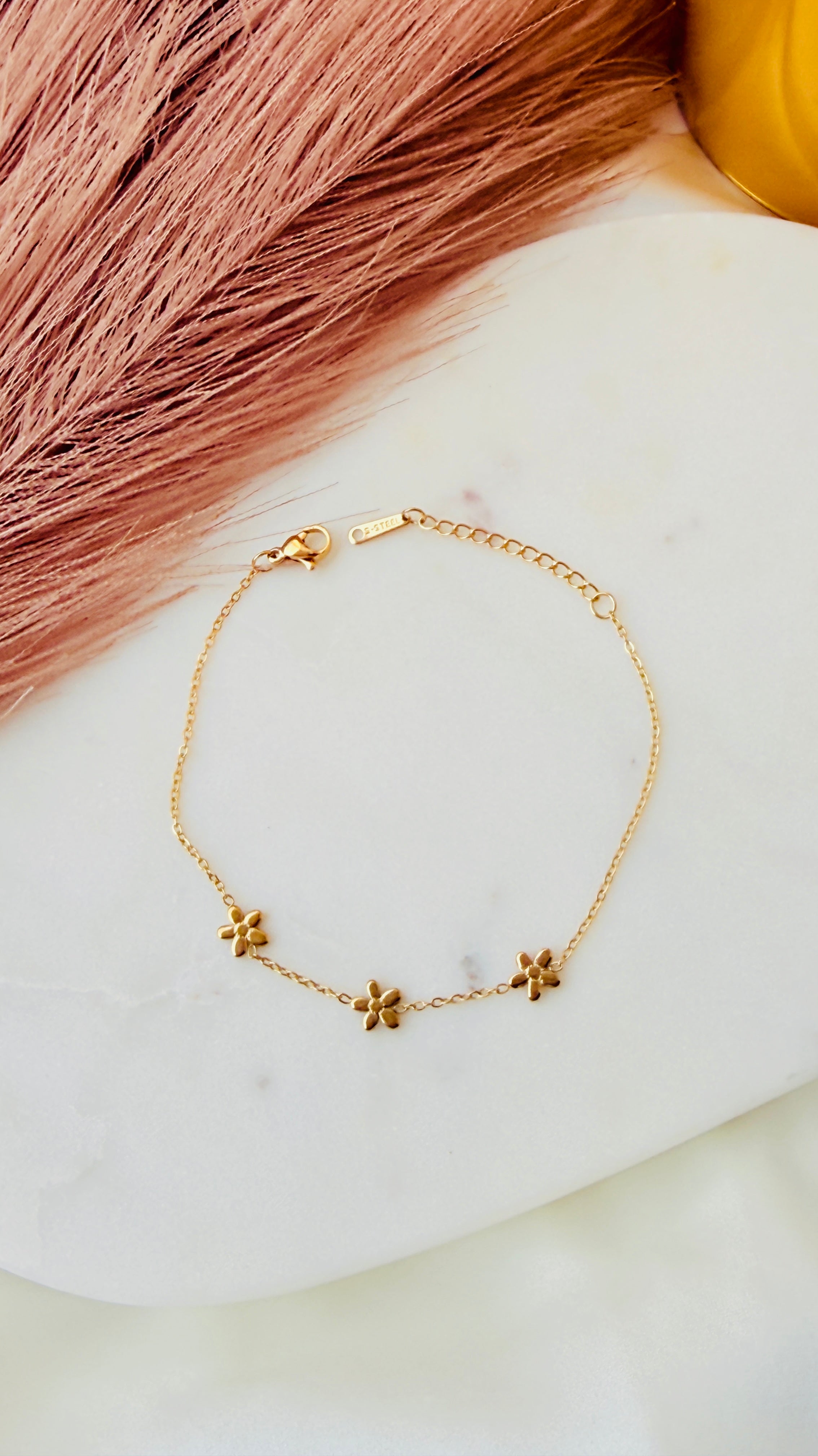 Three roses Anti tarnish Bracelet RJ363