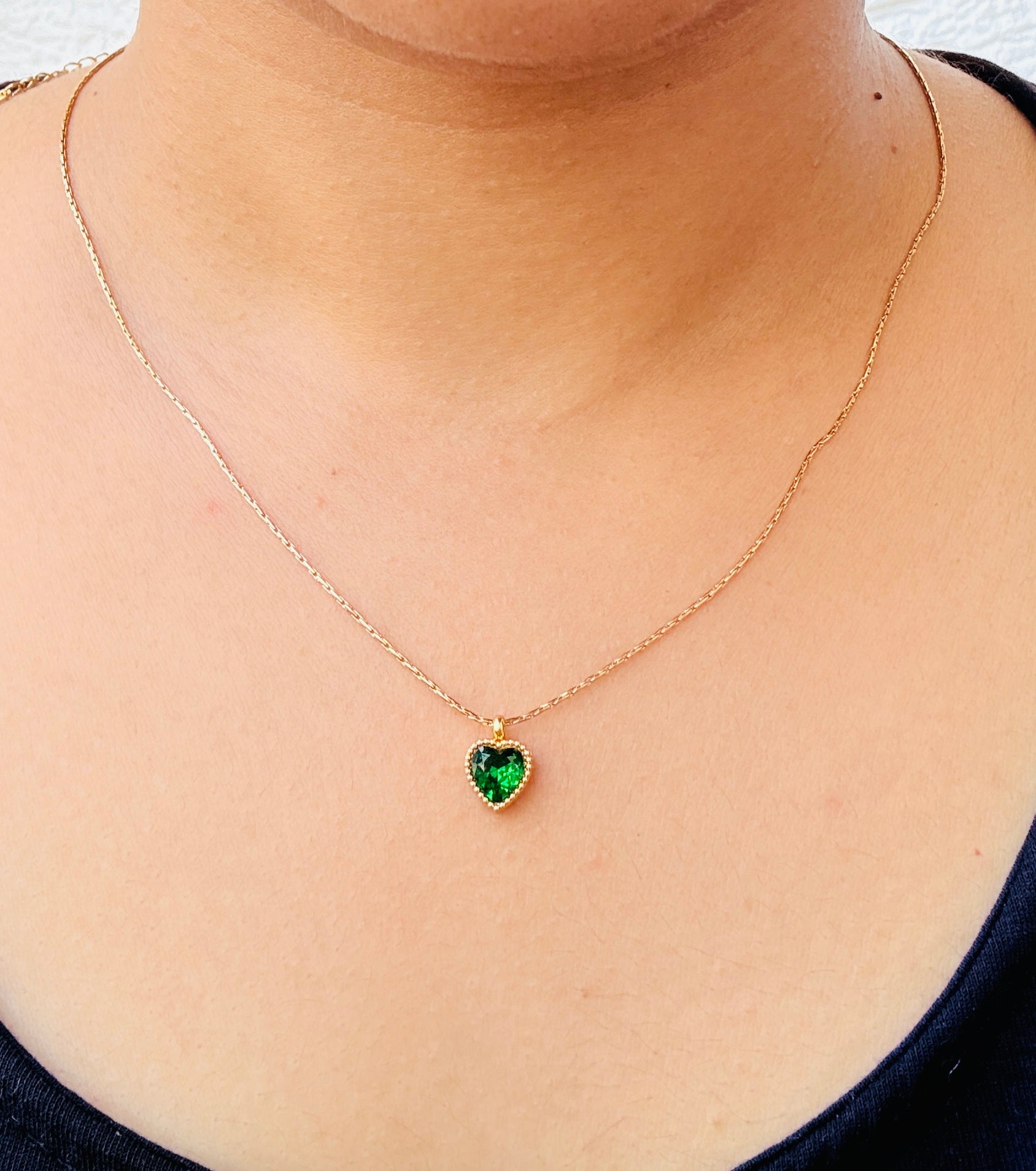 Lovely Emerald Anti tarnish stainless steel neck Chain + Earring RJ96