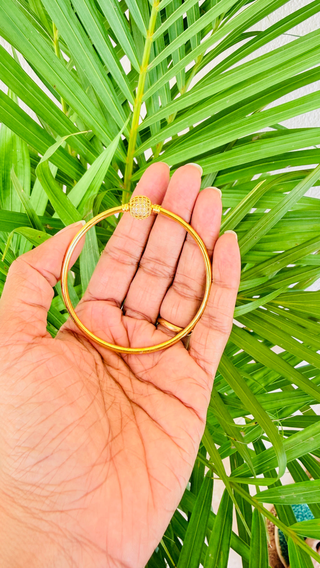 Stone Bangle Gold Plated RJ385