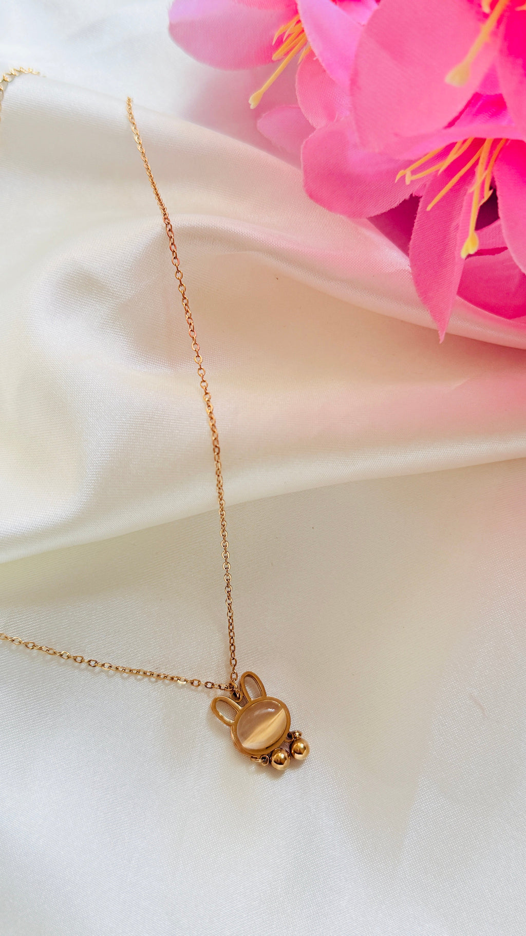 Bunny Charm Anti tarnish stainless steel neck Chain RJ122