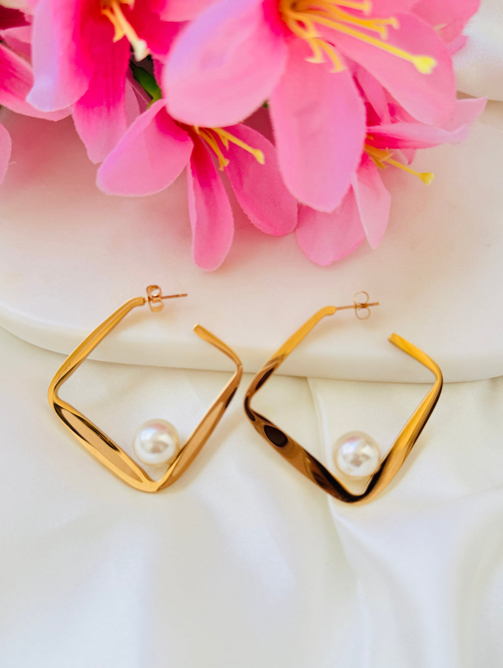 Pearl Edge Anti tarnish stainless Earrings RJ157