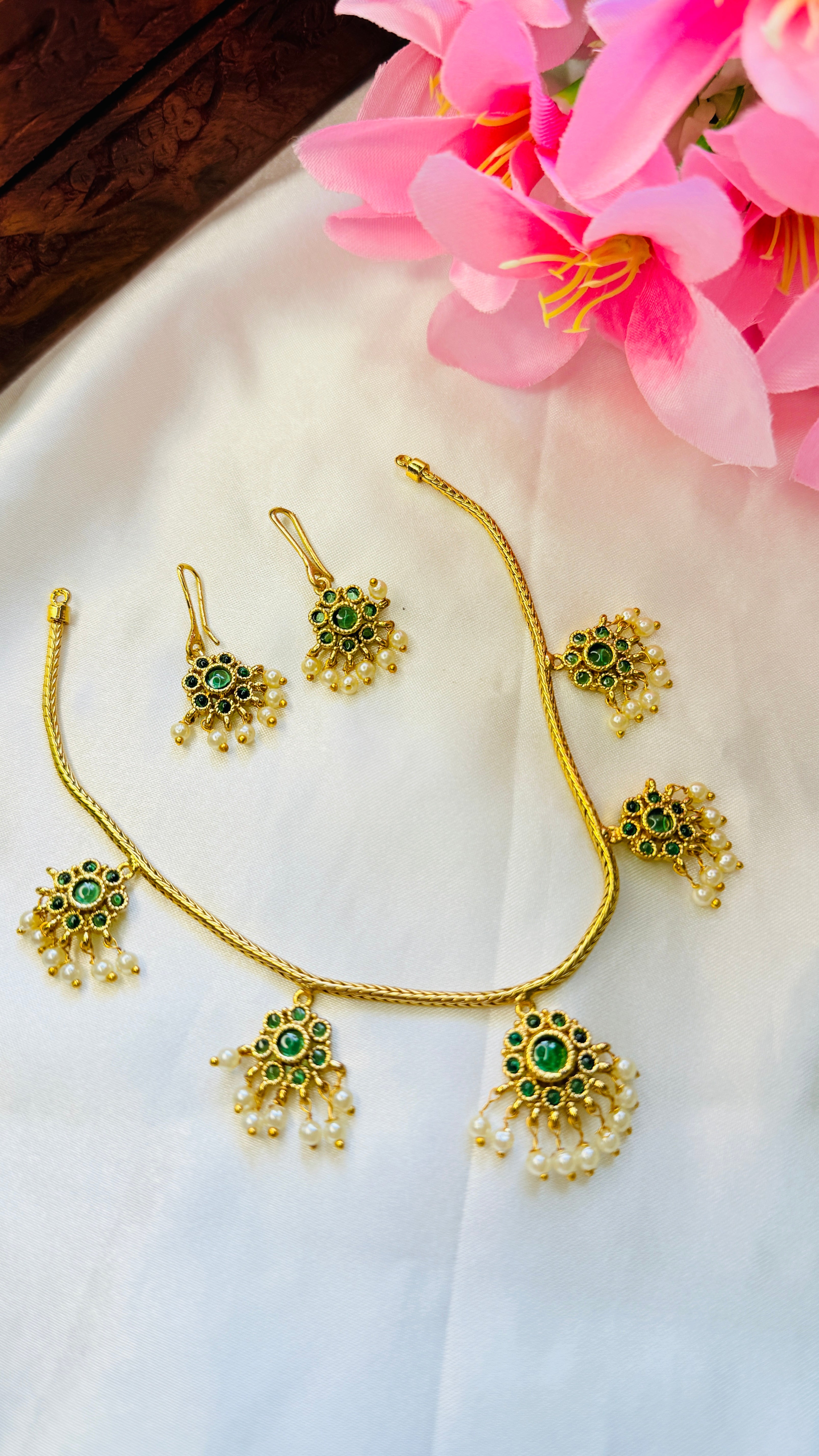 Traditional Kemp Attigai Necklace Set Green RJ182