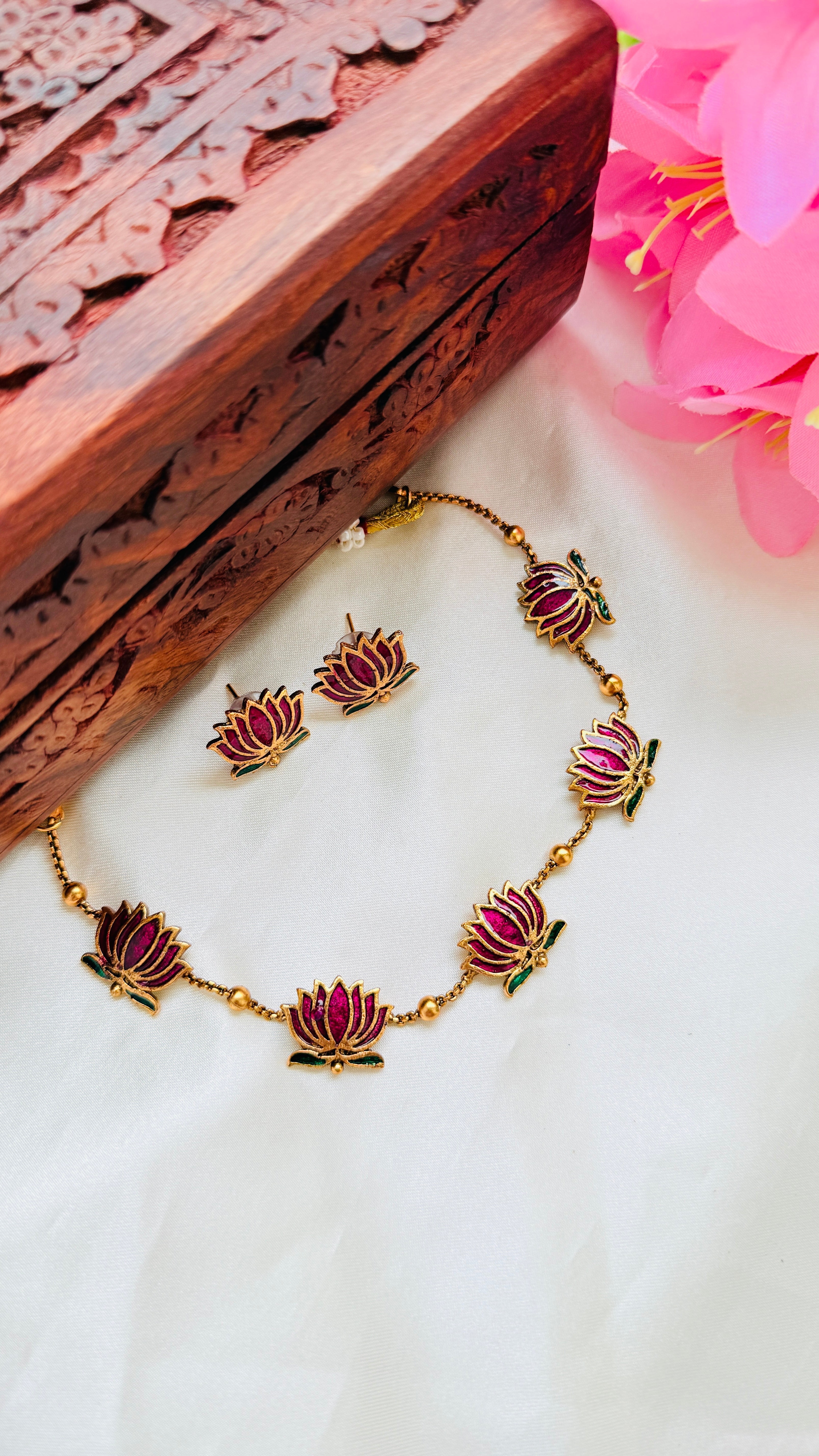 Padma Antique Necklace Purple RJ181