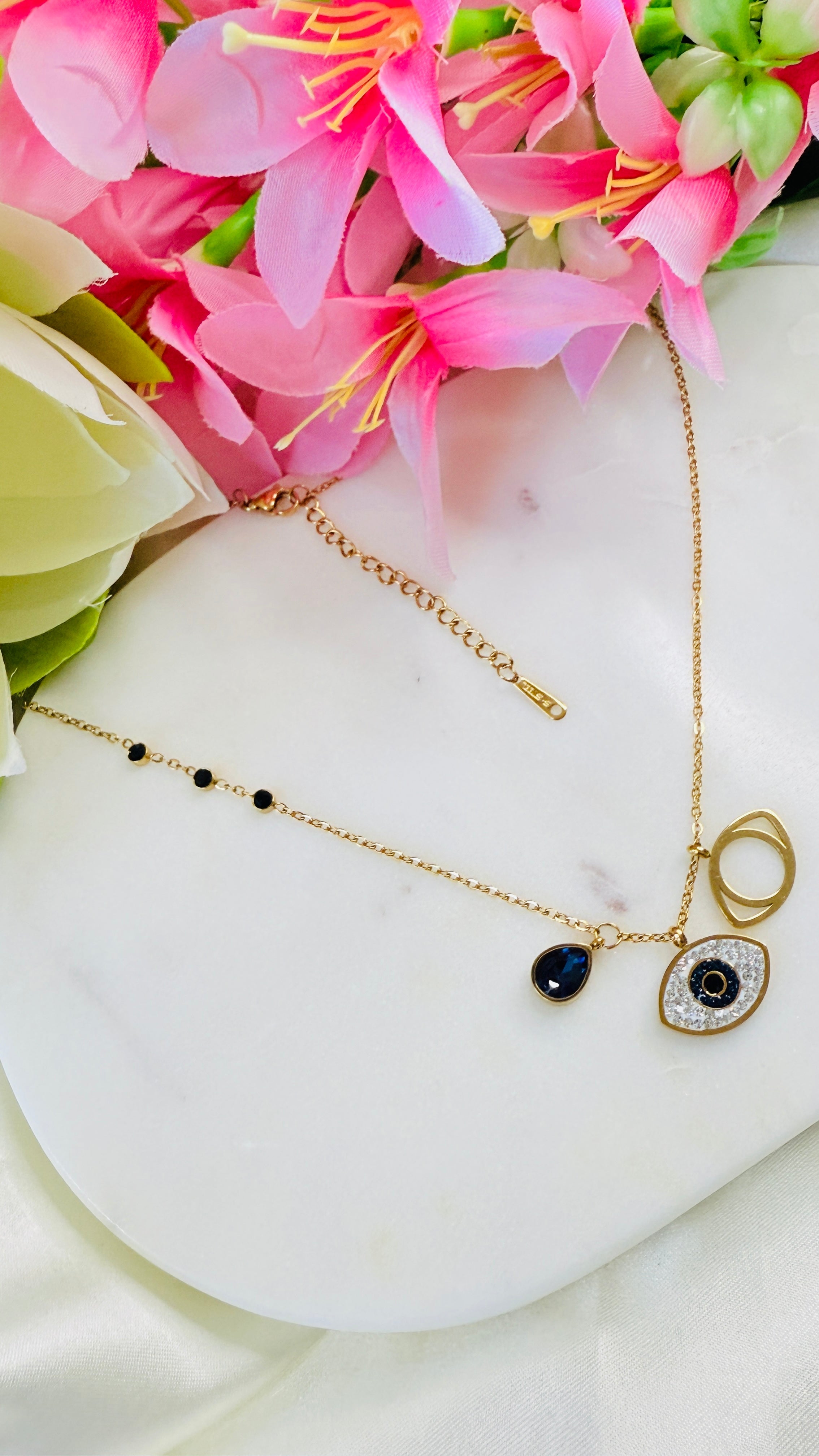 The Aura Guard Anti tarnish stainless steel neck Chain RJ218