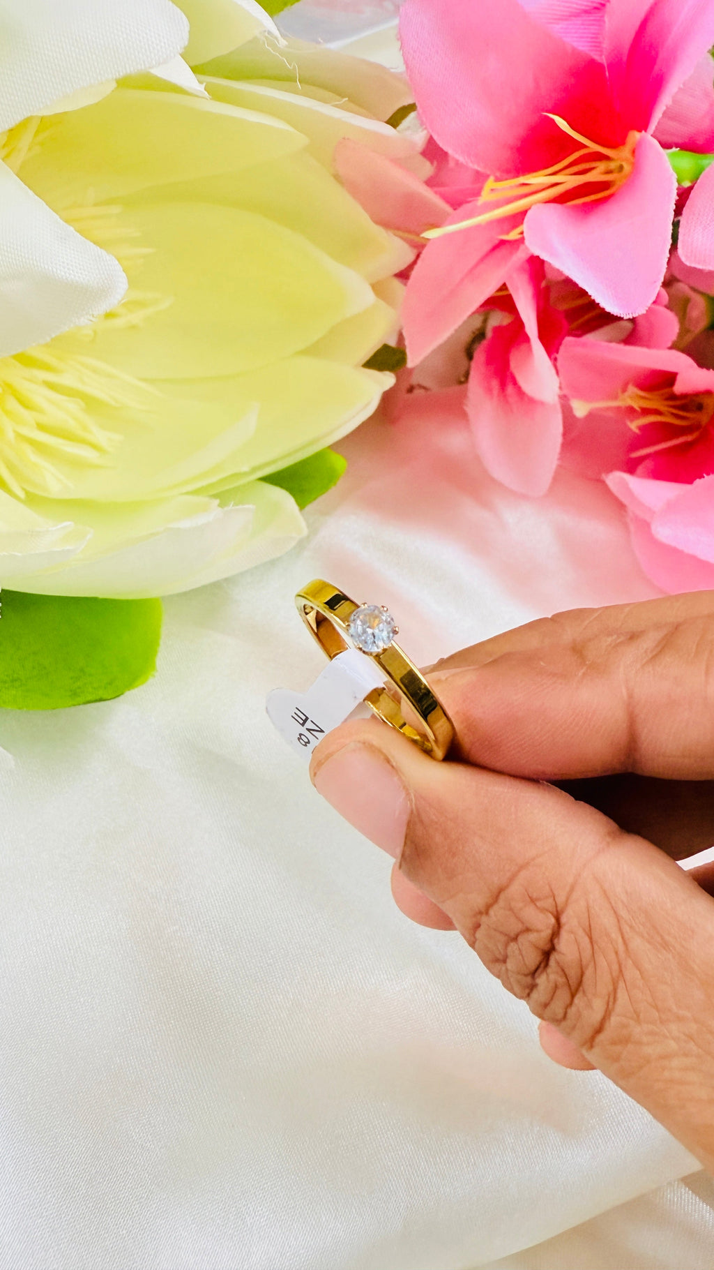 Aura Solitaire Antitarnish Ring RJ222