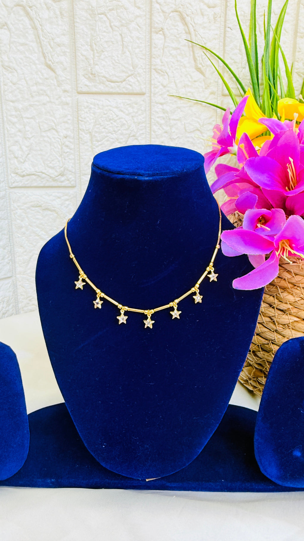 Twinkles Starts Gold Plated Necklace RJ233