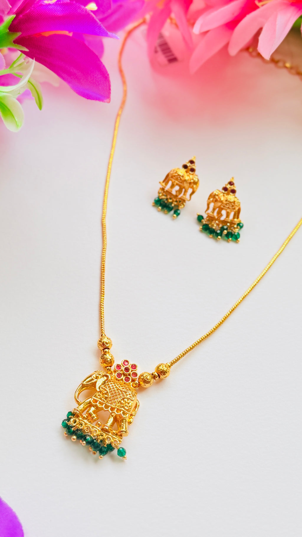 Elephant Gold Plated Pendant Necklace + Stud RJ286