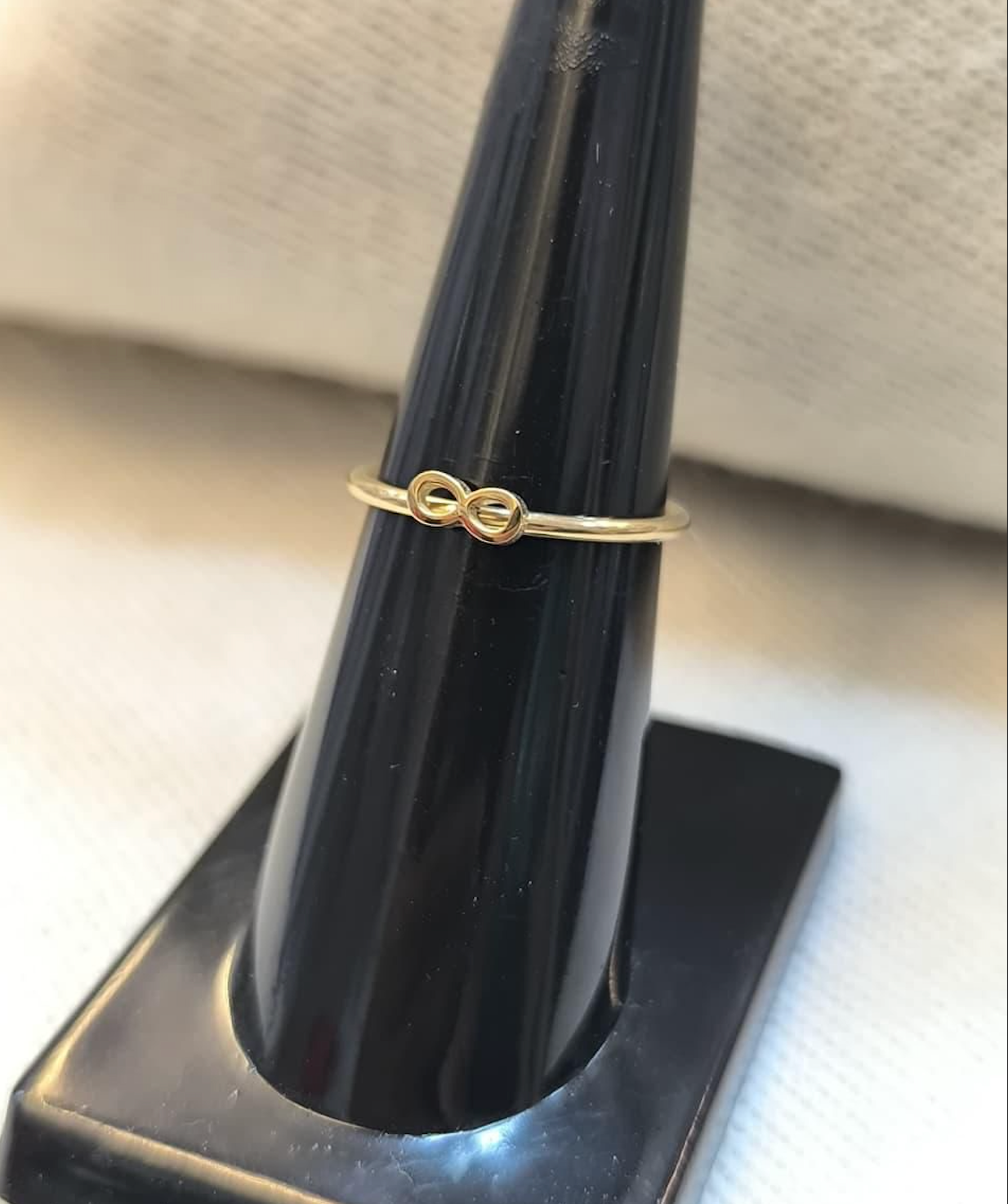 Aura Infinity Band Antitarnish Ring RJ224